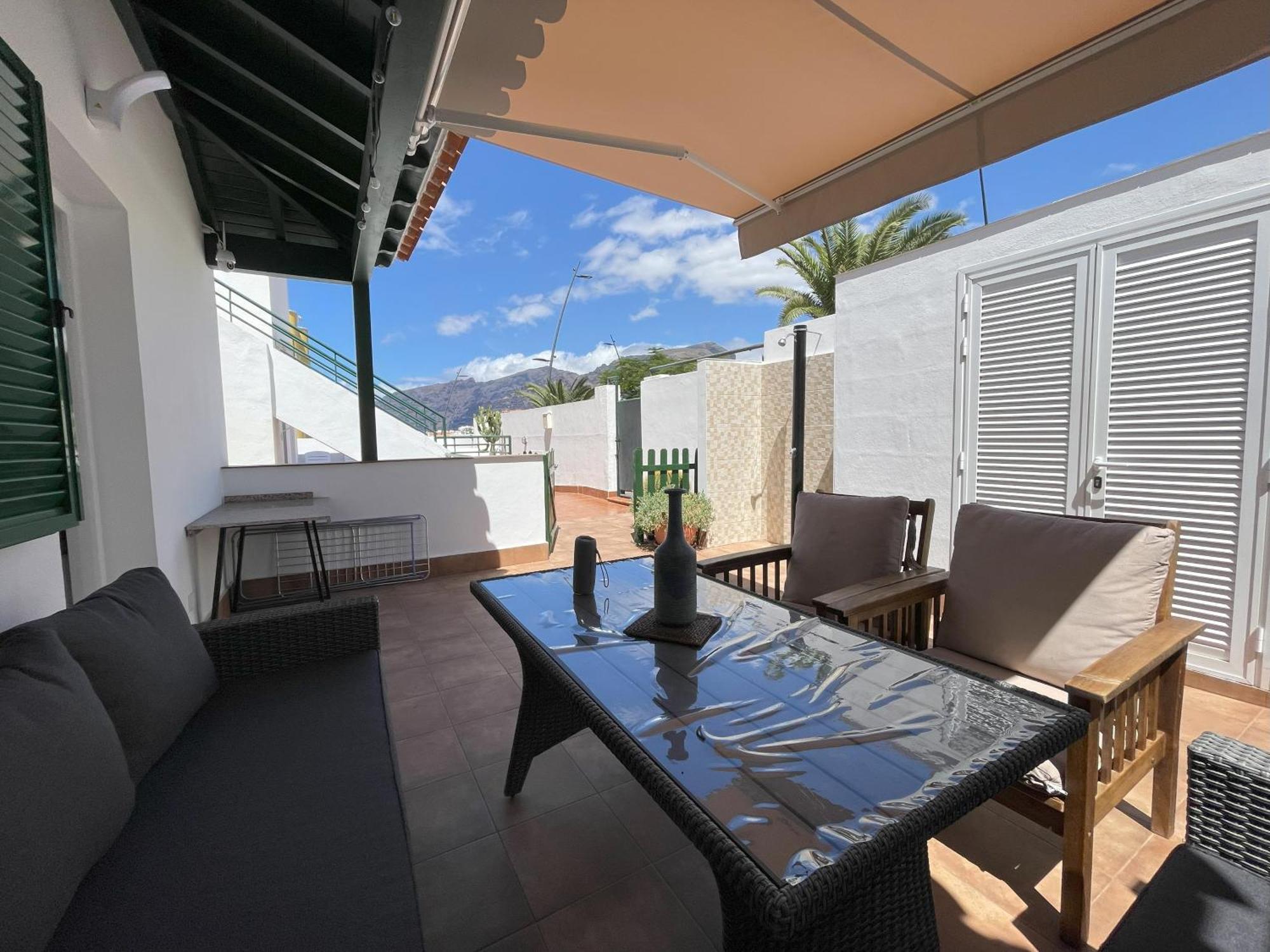 Newly Renovated Apartment With 2 Terrace, 2 Bedroom, 5Min Beach Puerto de Santiago  Ngoại thất bức ảnh